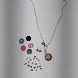 Origami Owl Floating Charm Necklace with Accessories